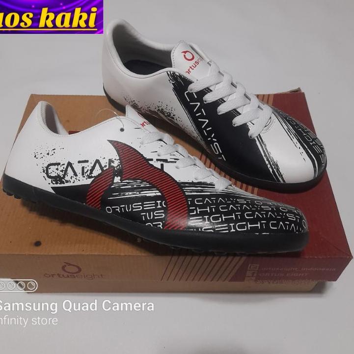 Giày Đá Bóng Owu-18 Cho Bé Size 34 35 36 37 ADB-21