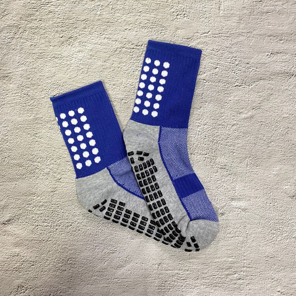 Tất đá bóng chống trượt trơn nam nữ ngắn