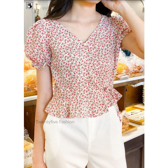 Áo kiểu nữ cổ V, dây thắt eo, chun tay Twentyfive N166