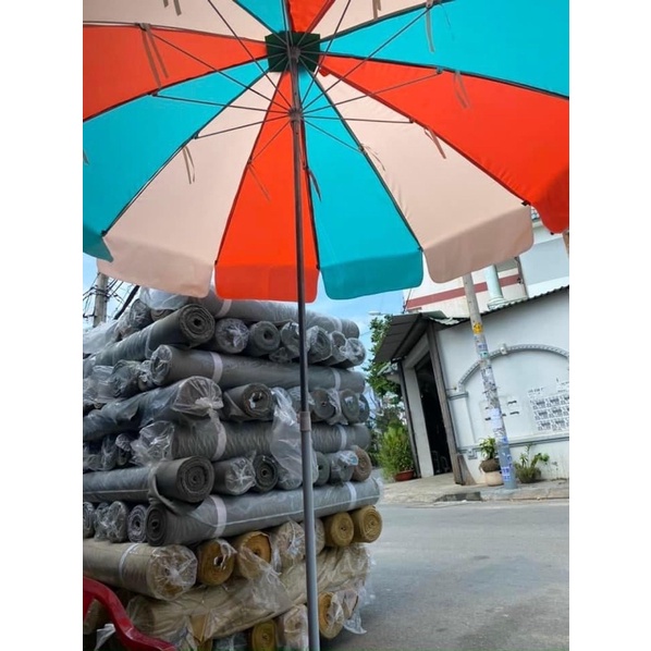 Ô Dù 2m2 12nan treo quần áo