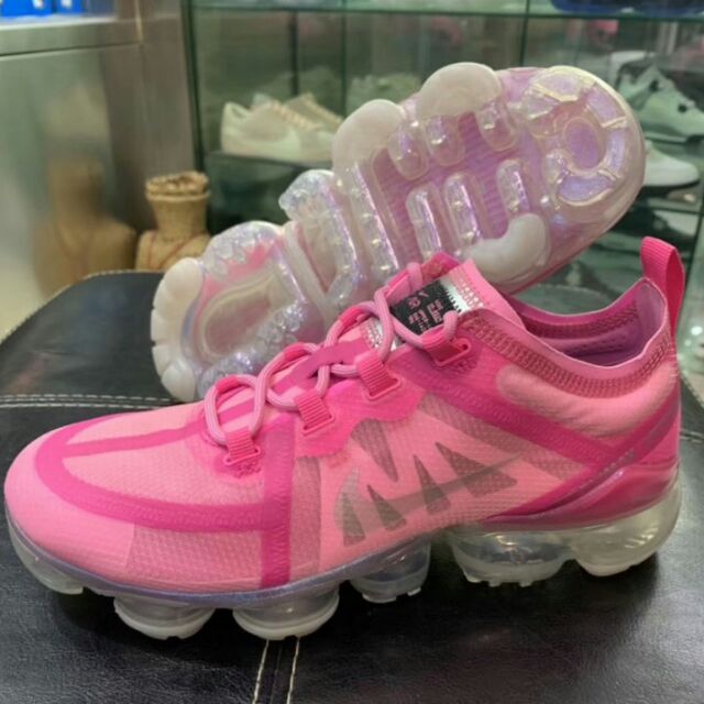 vapormax trainers pink