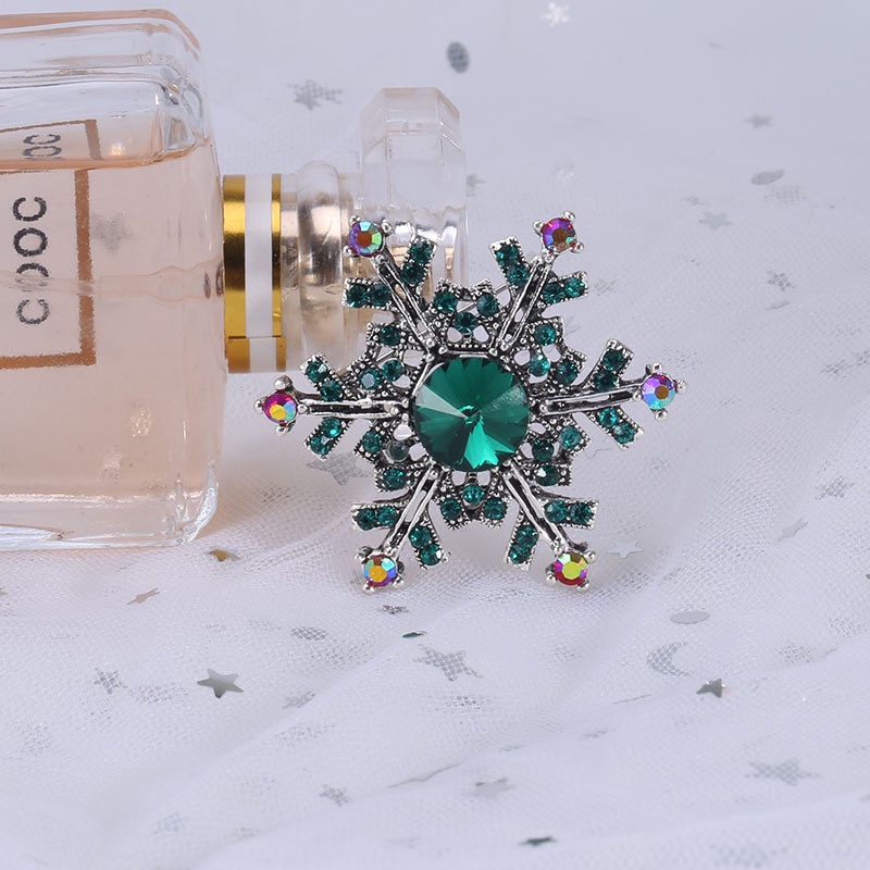 Ghim Cài Áo Hình Bông Tuyết Đính Đá Nhân Tạo Thời Trang