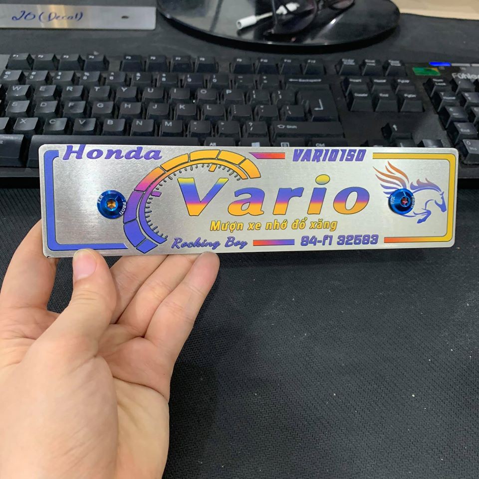 Bảng tên xe in theo yêu cầu SH17