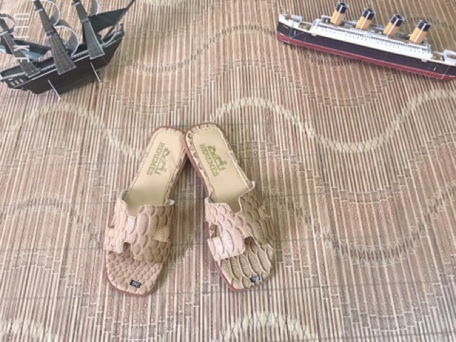 HM Hot hit về hàng