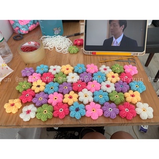 HOA LEN 6 CÁNH HANDMADE ĐỦ MÀU