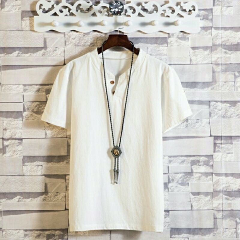 Áo chất liệu đũi cổ V mềm mát cho nam