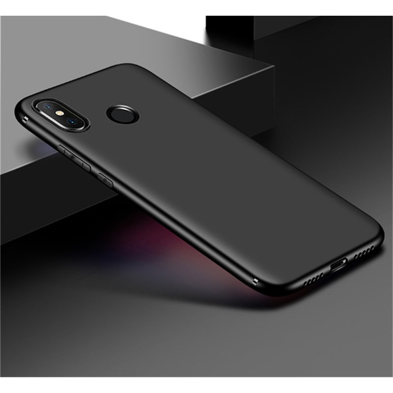 Ốp lưng silicon màu đen OPPO Realme 3, Realme 3 Pro