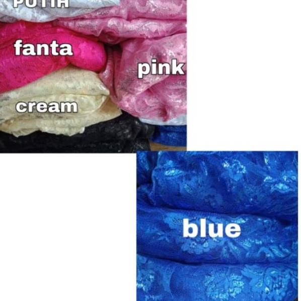 Mô Hình Áo Choàng Dài Kiểu Dáng Đẹp Mắt Độc Đáo