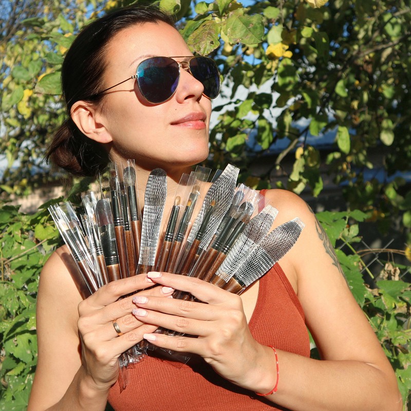 Bộ 24 cọ trang điểm OVW XQ1-24 + 16C và túi đựng cọ trang điểm chuyên nghiệp