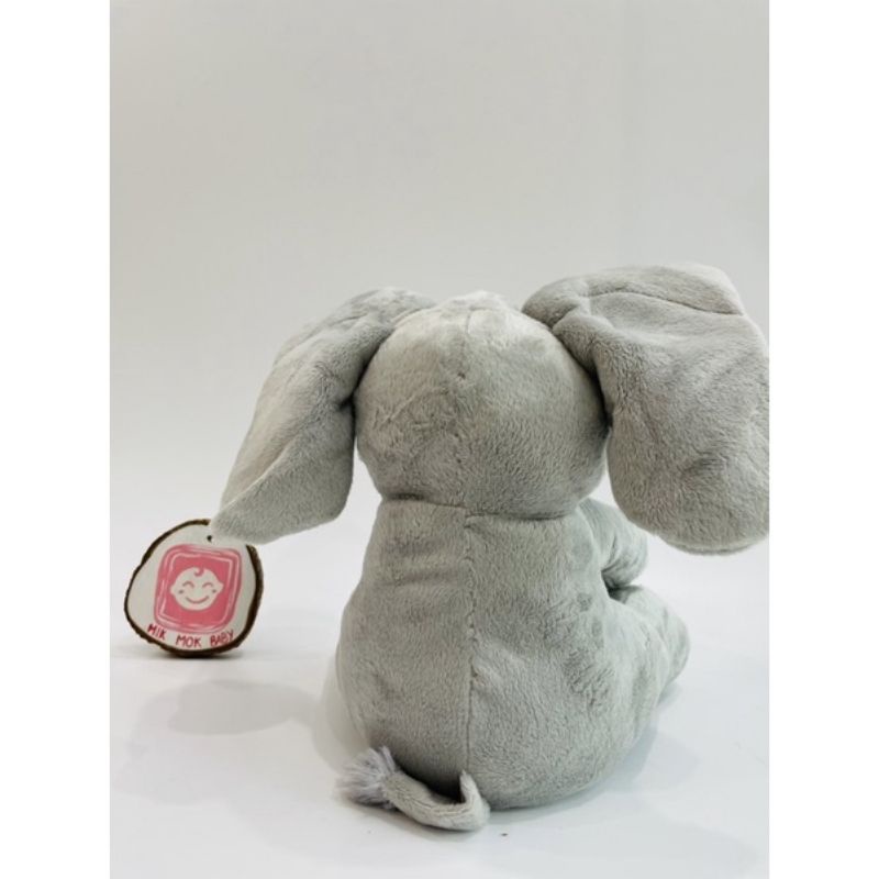 Voi Ú Òa Umoo biết hát, biết vẫy tai