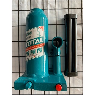 Con đội 4 tấn hiệu total