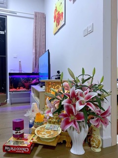 Lọ hoa bàn tay phật