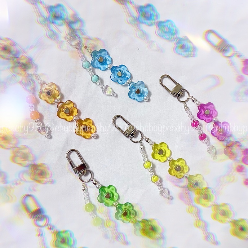 Móc khoá in ảnh mix dây hoa và tim - Keyring/Keychain charm 3f mix heart hologram handmade