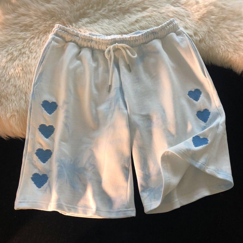 Quần short thể thao dành cho nữ thêu hình tim