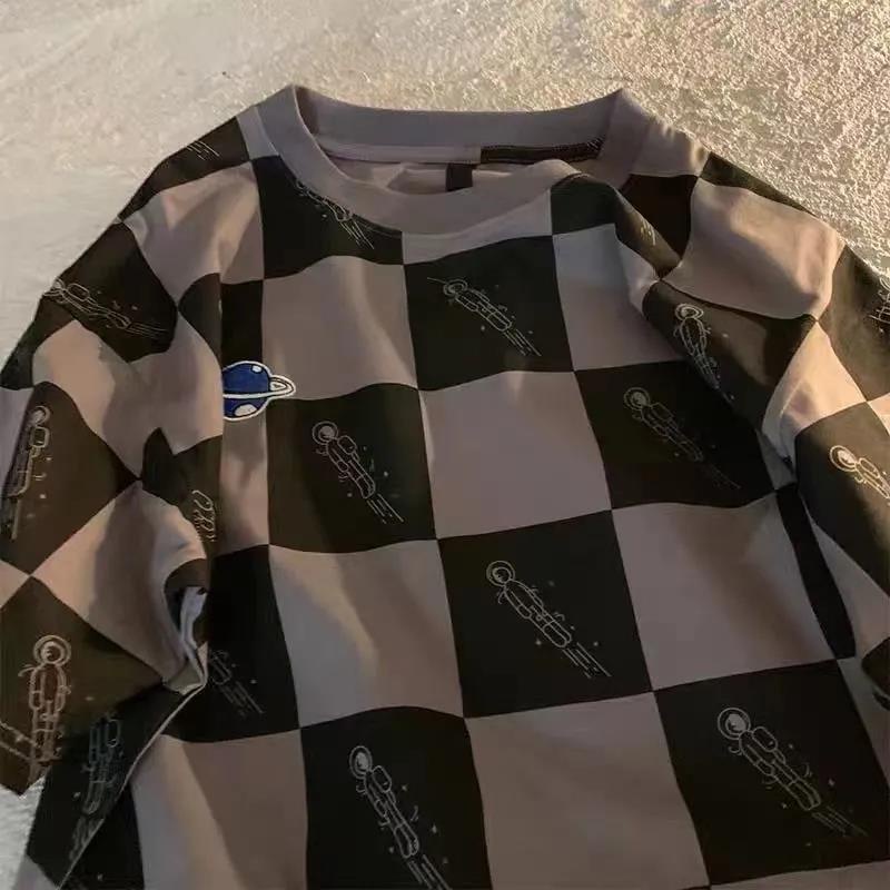 Áo thun COZOK tay ngắn dáng rộng họa tiết kẻ sọc ca rô phong cách Hong Kong thời trang dành cho nữ