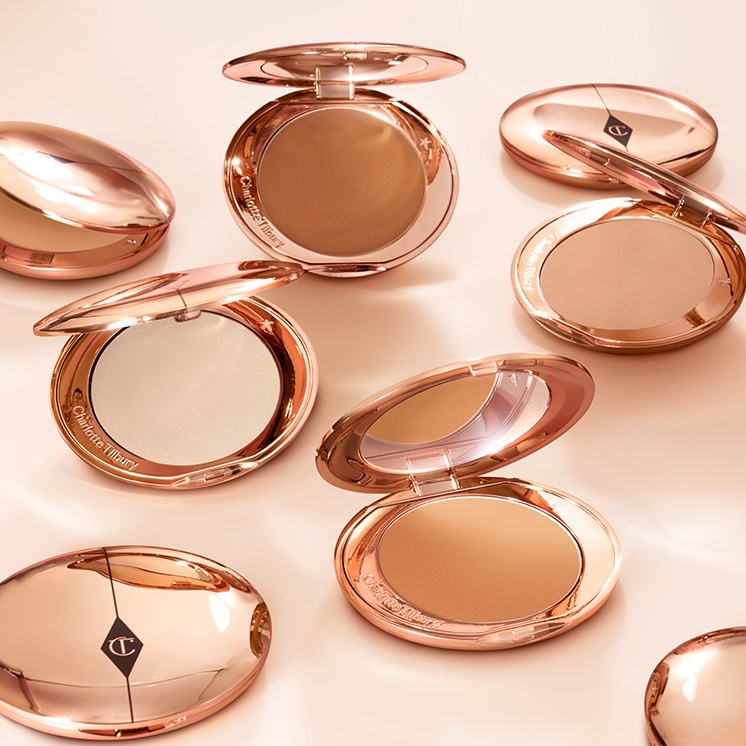 CHARLOTTE TILBURY Phấn Nén Trang Điểm Kiềm Dầu Không Tì Vết Thời Trang 8g Dành Cho CHARLOTTE Tilbry
