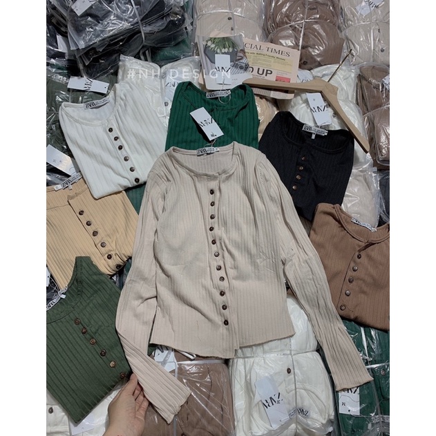 Áo len tăm cúc bọc khuy gỗ tôn dáng | BigBuy360 - bigbuy360.vn