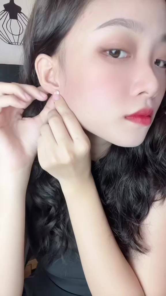 [Mã COSXANH100 giảm 10% đơn 250K] Xịt thơm toàn thân body mist Bath And Body Works 236ML Tmall Cosmetic | BigBuy360 - bigbuy360.vn