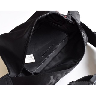 túi bao tử BURBERRY
