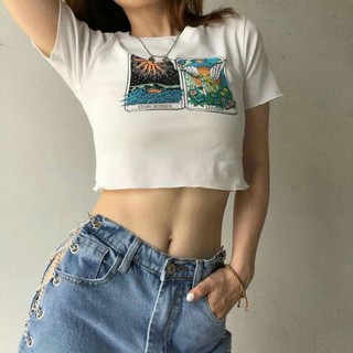 Croptop trắng in hình