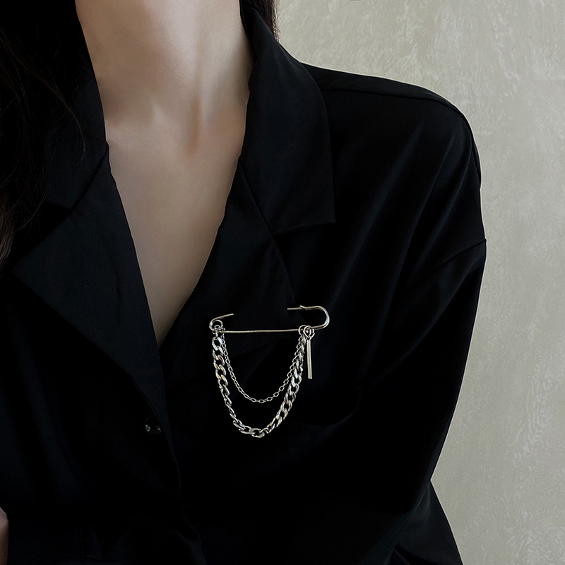 Ghim cài áo có mắc xích bằng kim loại phong cách retro