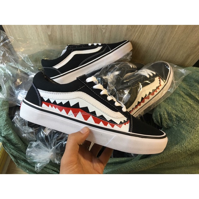 Giày thể thao Vans old skool cá mập