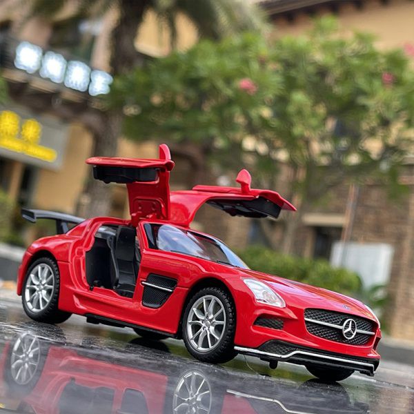 Mô hình xe Mercedes SLS AMG 1:32 DH