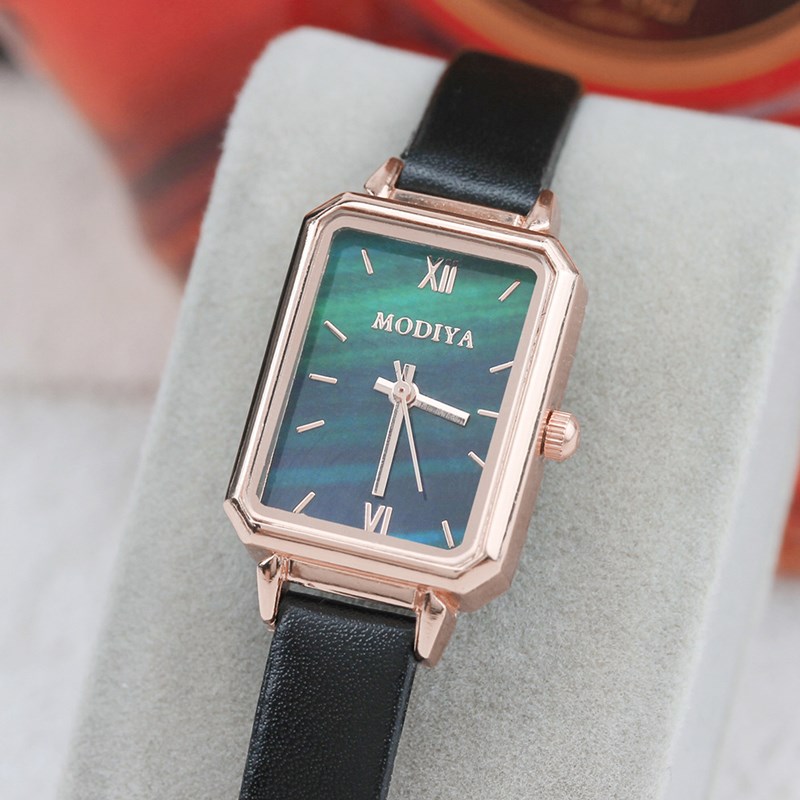 Đồng hồ đeo tay mặt vuông màu xanh lá cây phong cách INS cho nữ sinh