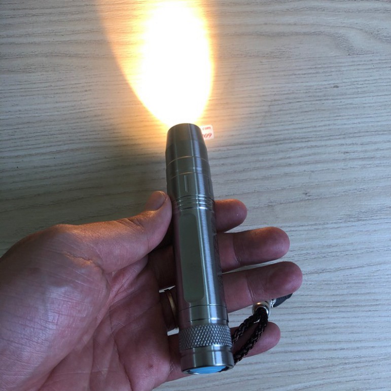 Đèn pin soi đá quý cao cấp Supfire S10 chính hãng, ánh sáng 3 màu trắng, vàng, tím
