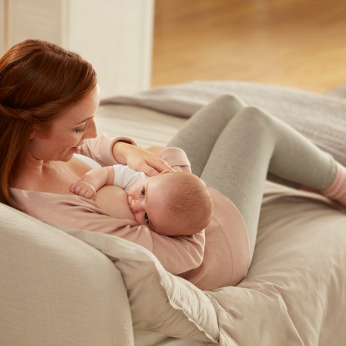 Kem dưỡng da cho mẹ Medela 37g, kem đa năng chiết xuất thiên nhiên - Monnie Kids