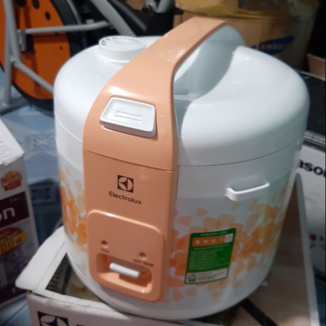 Nồi cơm điện Electrolux ERC3105 - Giá rẻ nhất | BigBuy360 - bigbuy360.vn