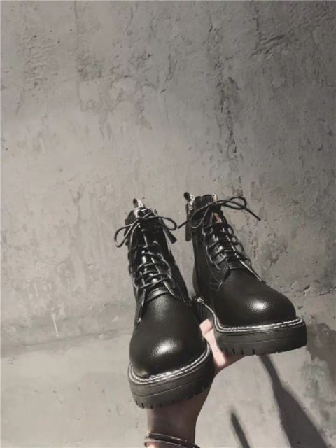 Order boots cao cổ nằm trong BST giày hit bên Trung Quốc mùa đông 2019, hàng quảng châu loại đẹp