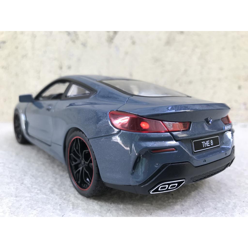 Mô hình xe ô tô BMW 840I Coupe 2020 1:24