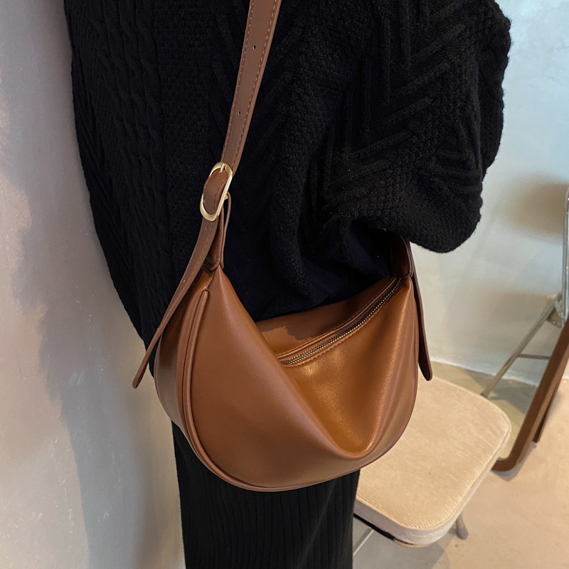 Túi nữ da trơn mịn trẻ trung- MA323