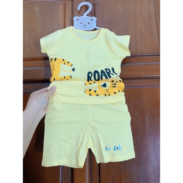 Lullaby bộ quần áo cộc tay mùa hè cúc cài vai 2021 vải cotton mỏng bé trai sale