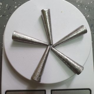 Chì câu cá nhọn xuyên tâm