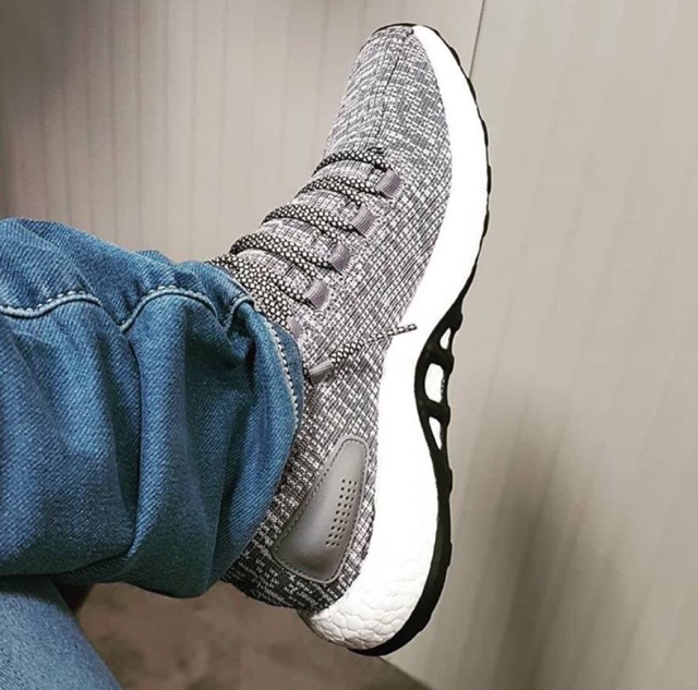 Giày adidas pure boost