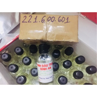 Tinh dầu tràm Huế 50ml gửi kèm lá tràm.