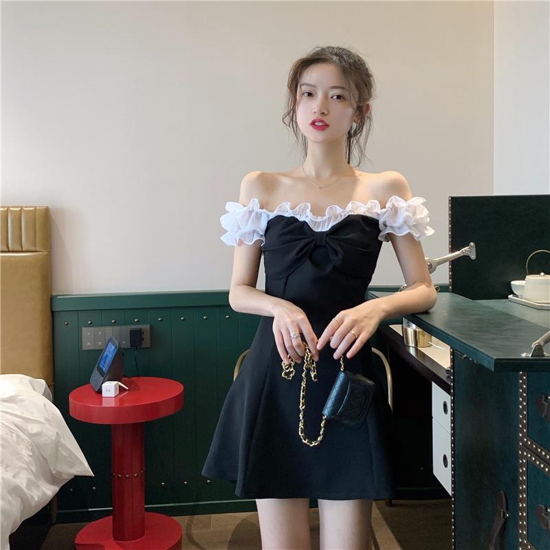 Đầm trễ vai phối ren hoa phong cách thanh lịch cho nữ