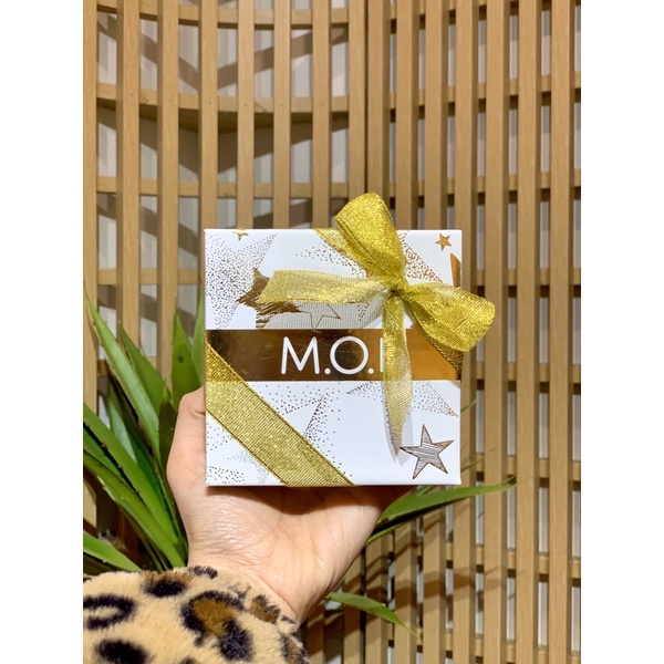 Bộ sưu tập Son thỏi lì mini M.O.I Cosmetics Golden Gift Hồ Ngọc Hà