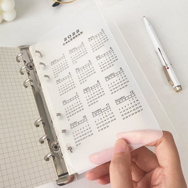 Tờ bìa nhựa dẻo bookmark lịch 2022 (6 lỗ)