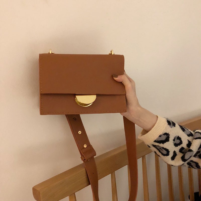 (ORDER) Túi đeo chéo khóa tròn | BigBuy360 - bigbuy360.vn