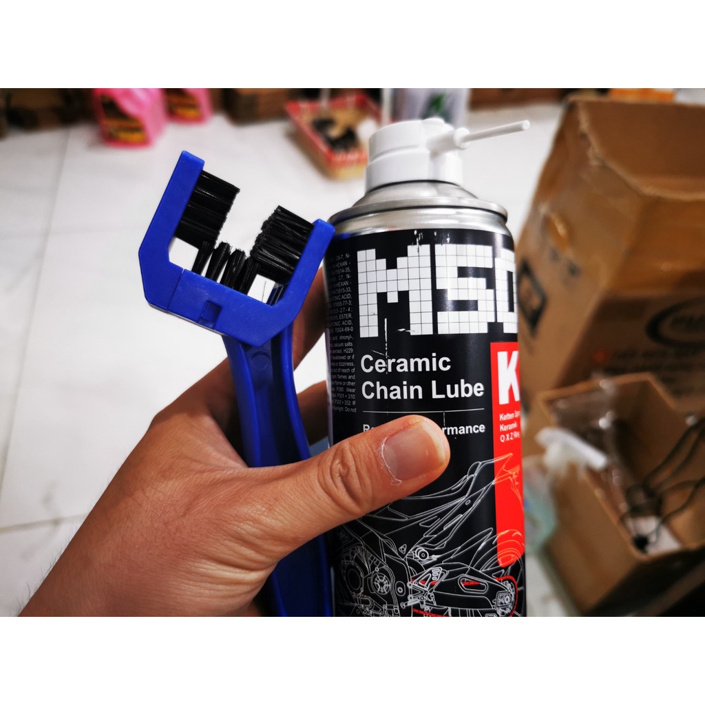 Xịt Dưỡng Sên Ceramic Voltronic M50 Không Văng 400ml Kèm Bàn Chải