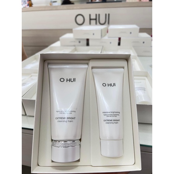 Sữa Rửa Mặt Làm Trắng Da OHUI Extreme 160ml