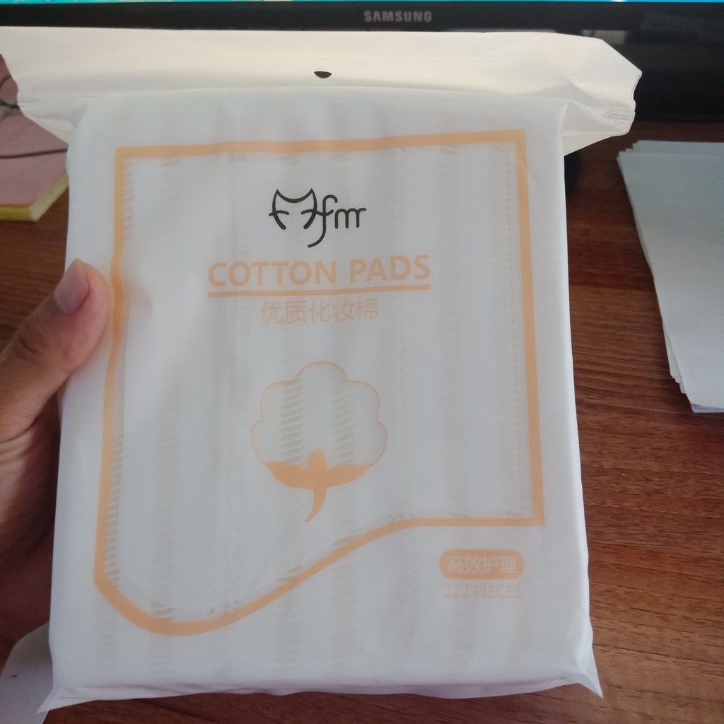 Bông tẩy trang cotton pads 222 miếng