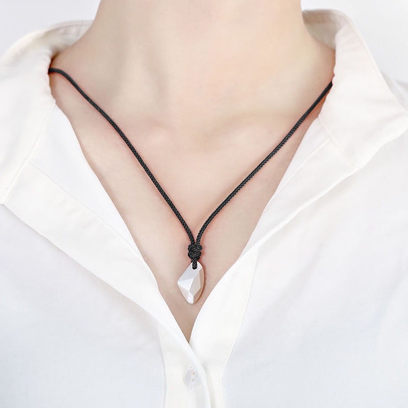 Set 2 Vòng cổ Mặt Đá Thủy Tinh Hình Mặt Trăng Thời Trang