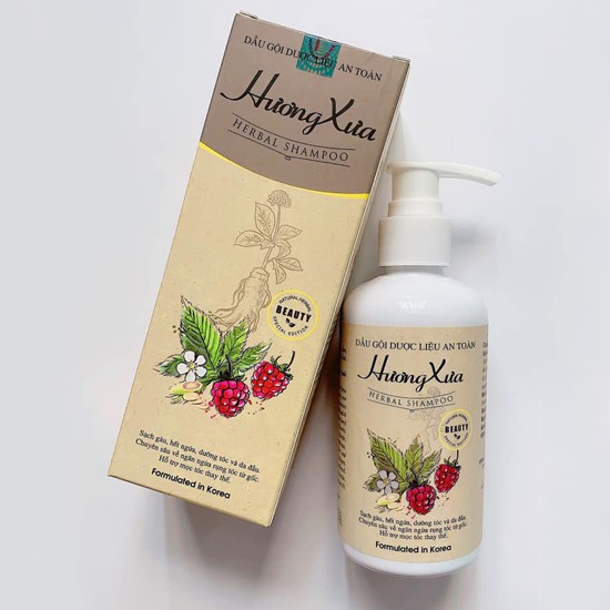 DẦU GỘI DƯỢC LIỆU AN TOÀN TINH DẦU BƯỞI - NHÂN SÂM HƯƠNG XƯA CHAI 225ML