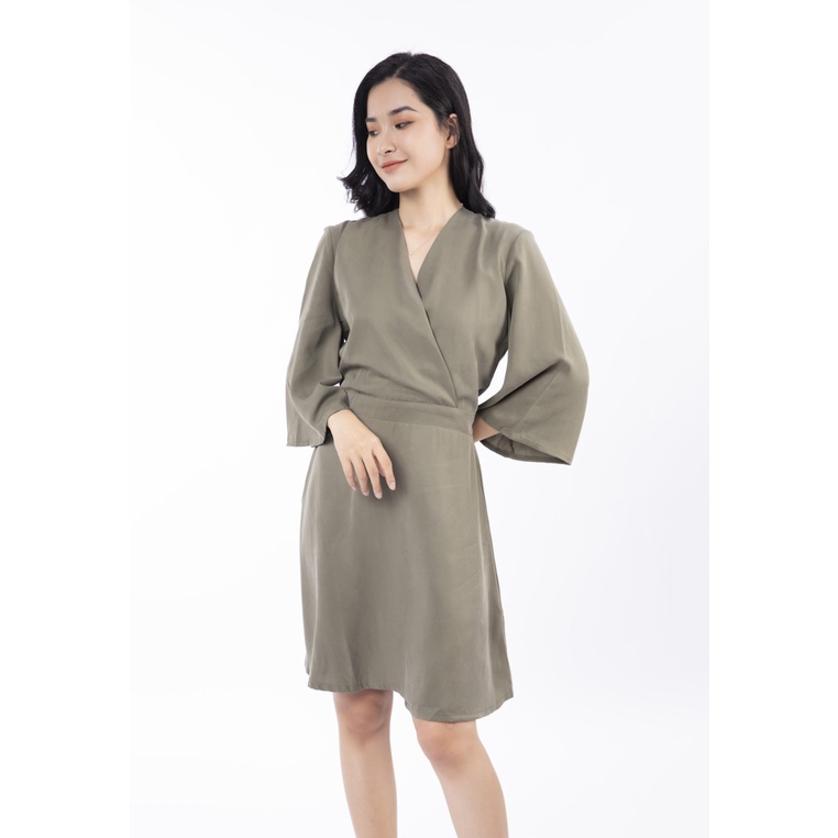 Đầm Dáng Suông, Cách Điệu Nhún Eo, Dây Buộc Sau, Khóa Kéo Sau, Màu Rêu - Lovadova 20D05C003