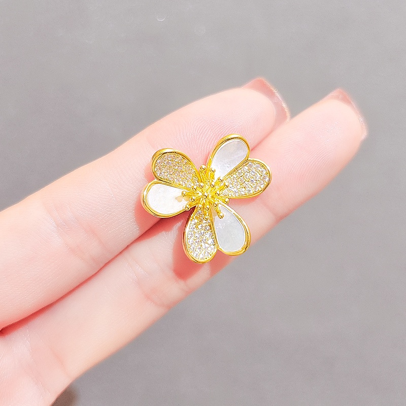 [Jiudolan] Ghim Cài Áo Hình Cỏ Ba Lá / Hoa Tình Yêu Thời Trang Lớp Học Corsage