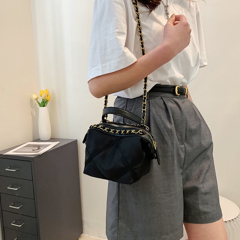 Túi Xách Nữ Đeo Chéo Dây Mắc Xích Cao Cấp Màu Đen Họa Tiết Hình Thoi Nhỏ Gọn Thời Trang